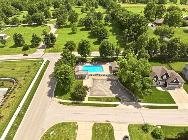 23536 W 73rd Terrace, Shawnee, KS 66227