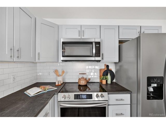 4252 S Ireland Ct, Aurora, CO 80013