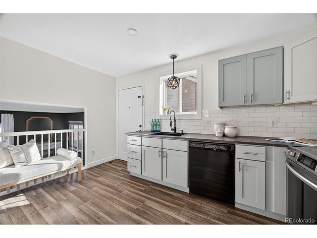 4252 S Ireland Ct, Aurora, CO 80013