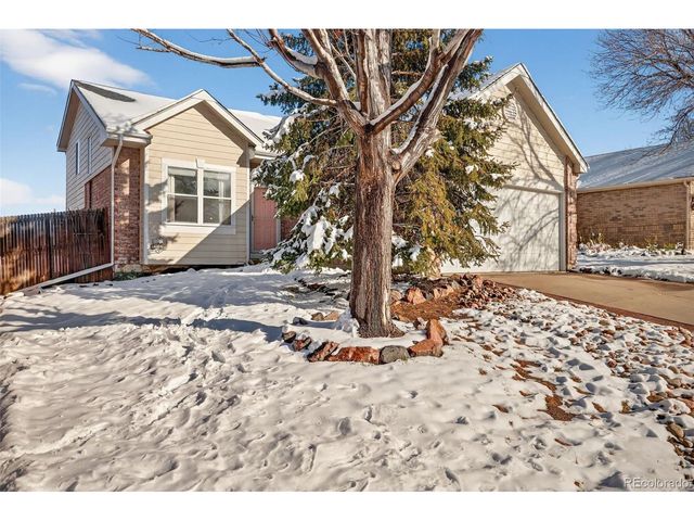 4252 S Ireland Ct, Aurora, CO 80013