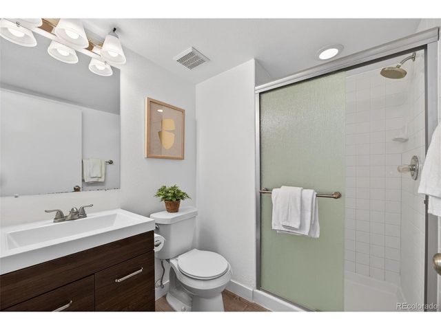 4252 S Ireland Ct, Aurora, CO 80013