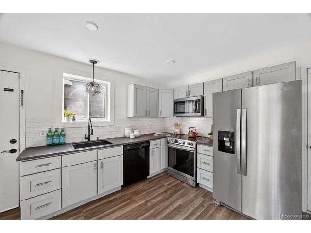 4252 S Ireland Ct, Aurora, CO 80013