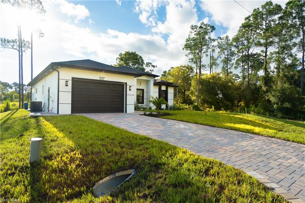 327 Lownde AVE S, LEHIGH ACRES, FL 33974 — exterior