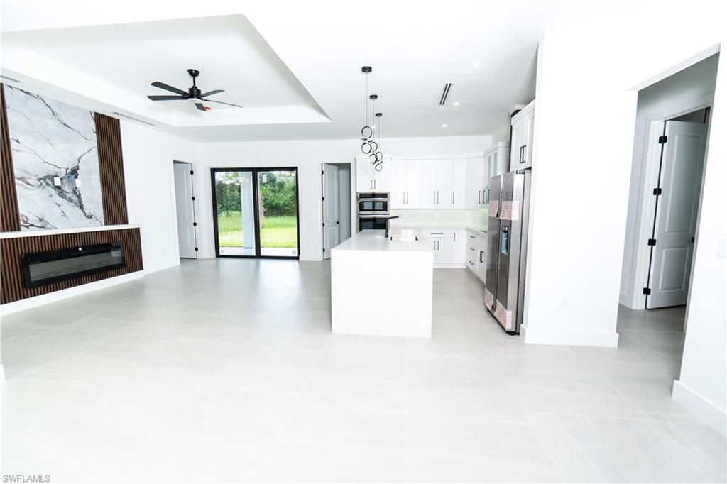 327 Lownde AVE S, LEHIGH ACRES, FL 33974 — photo 5