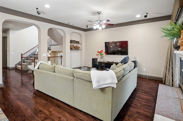 835 Rockingham Drive, Irving, TX 75063