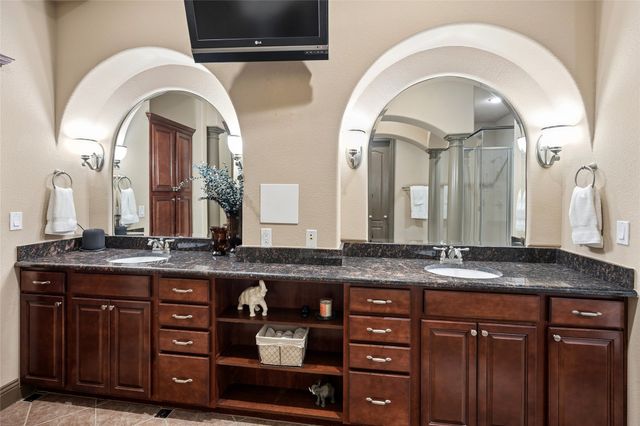835 Rockingham Drive, Irving, TX 75063