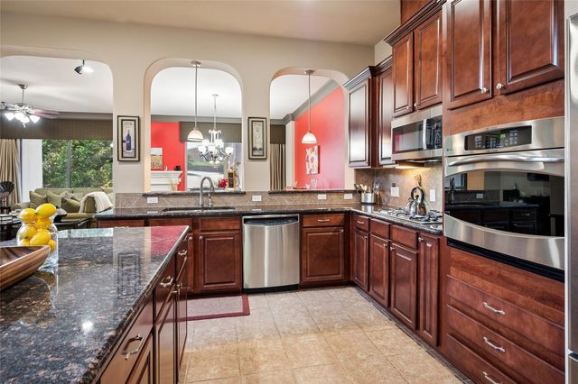 835 Rockingham Drive, Irving, TX 75063
