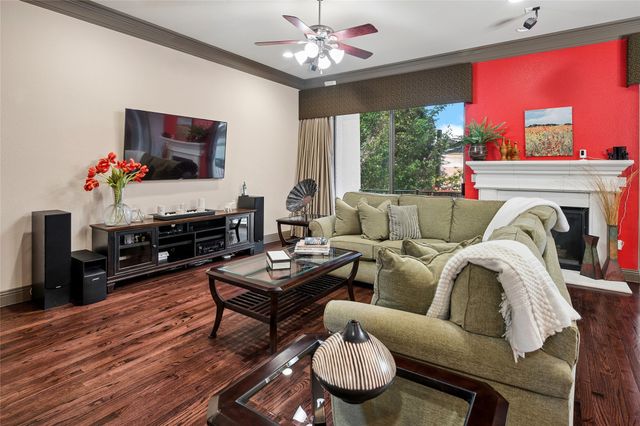 835 Rockingham Drive, Irving, TX 75063