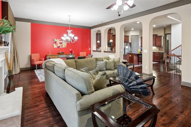 835 Rockingham Drive, Irving, TX 75063