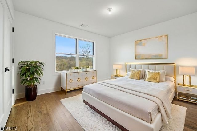 19 Mountain Ave, Mahwah Twp., NJ 07430