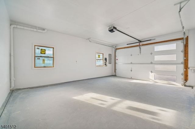 19 Mountain Ave, Mahwah Twp., NJ 07430