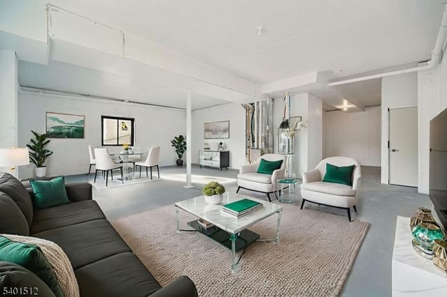 19 Mountain Ave, Mahwah Twp., NJ 07430