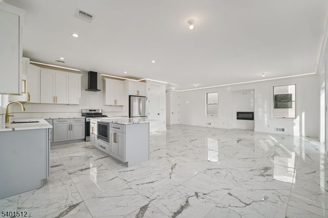 19 Mountain Ave, Mahwah Twp., NJ 07430