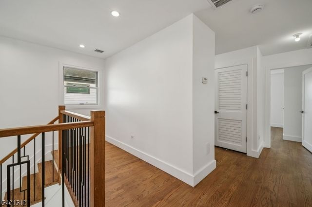 19 Mountain Ave, Mahwah Twp., NJ 07430