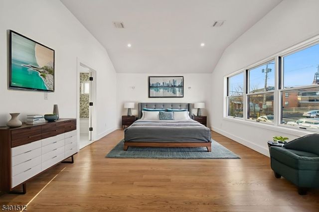 19 Mountain Ave, Mahwah Twp., NJ 07430