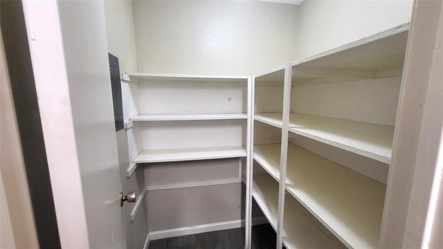 7400 Bellerive Drive 1605, Houston, TX 77036