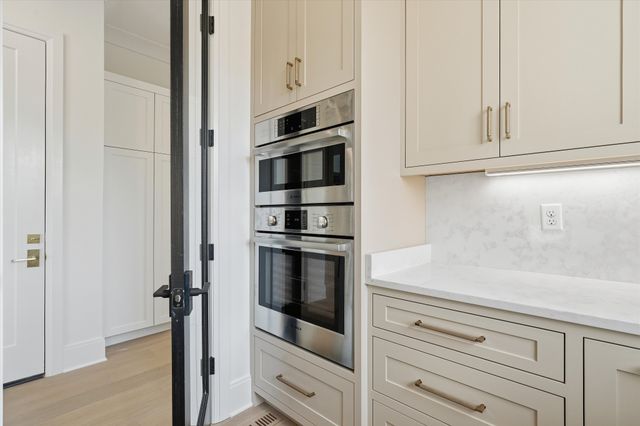 735 Richfield Dr, Nashville, TN 37205