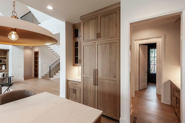 735 Richfield Dr, Nashville, TN 37205