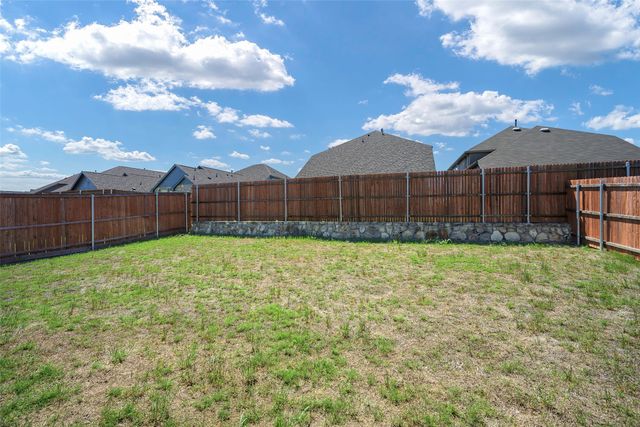 3937 Ford Drive, Crandall, TX 75114