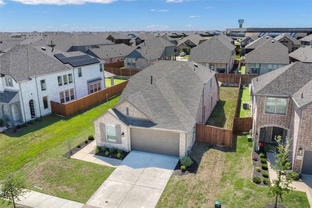 3937 Ford Drive, Crandall, TX 75114