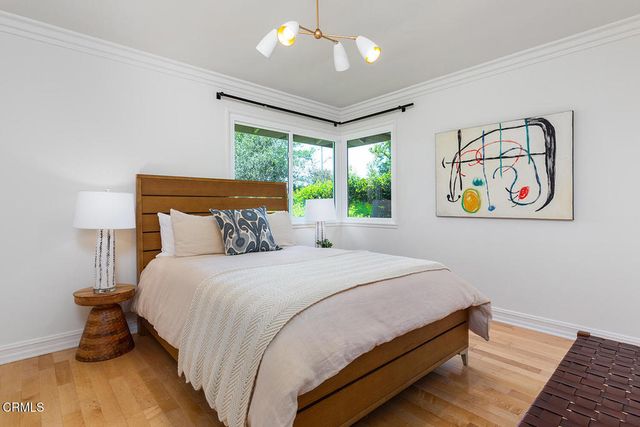 1831 E Calaveras Street, Altadena, CA 91001
