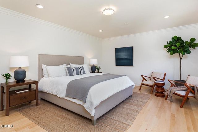 1831 E Calaveras Street, Altadena, CA 91001