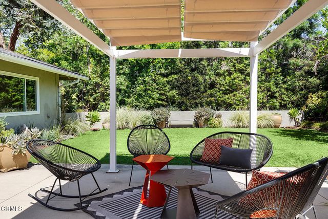 1831 E Calaveras Street, Altadena, CA 91001