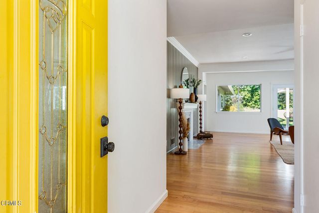 1831 E Calaveras Street, Altadena, CA 91001