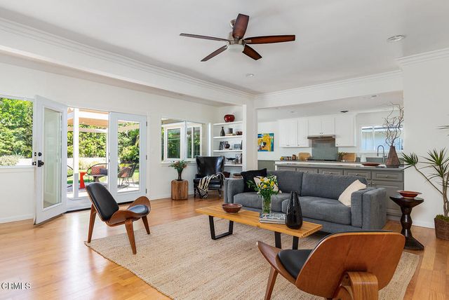1831 E Calaveras Street, Altadena, CA 91001