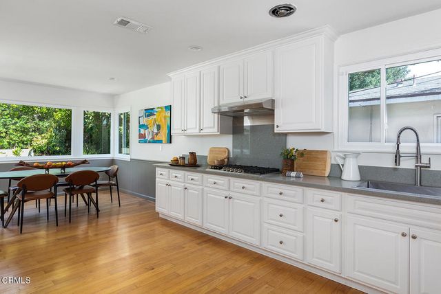 1831 E Calaveras Street, Altadena, CA 91001