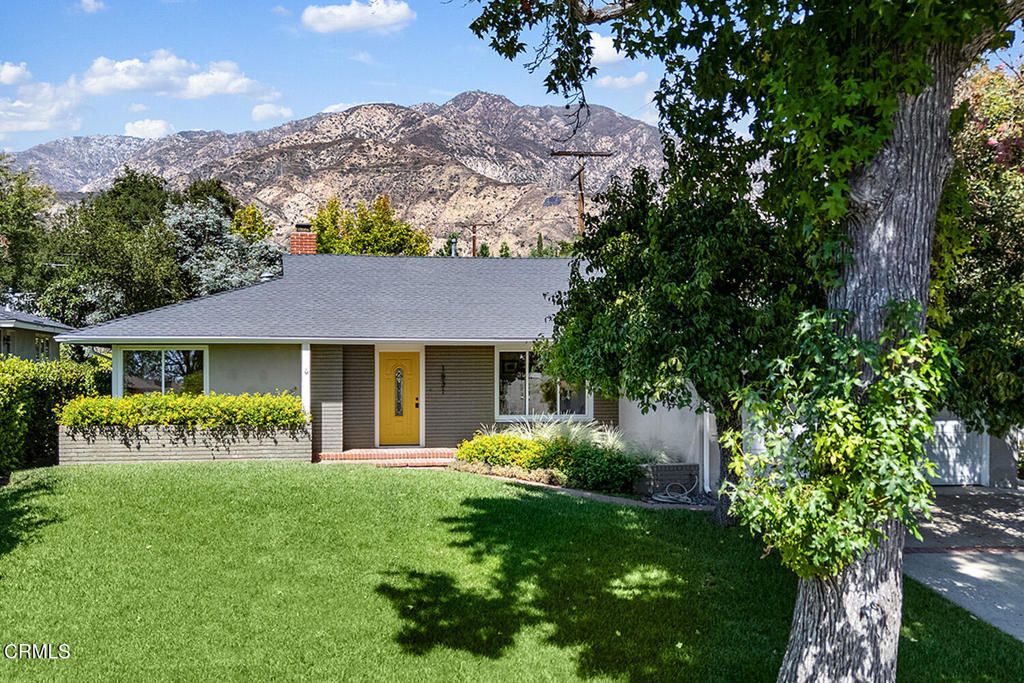1831 E Calaveras Street, Altadena, CA 91001