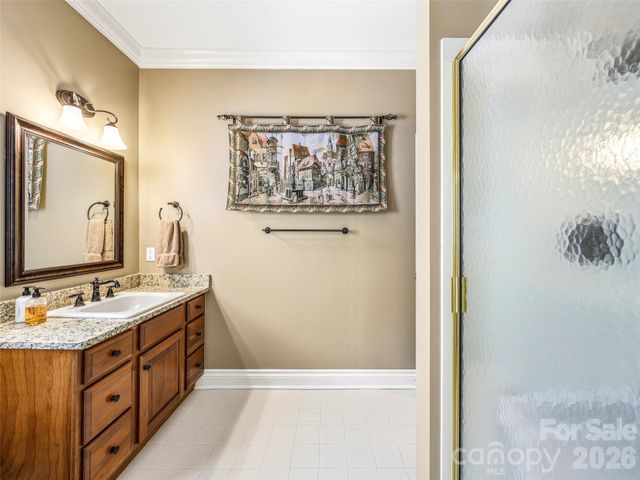 33 Tiverton Lane, Asheville, NC 28803