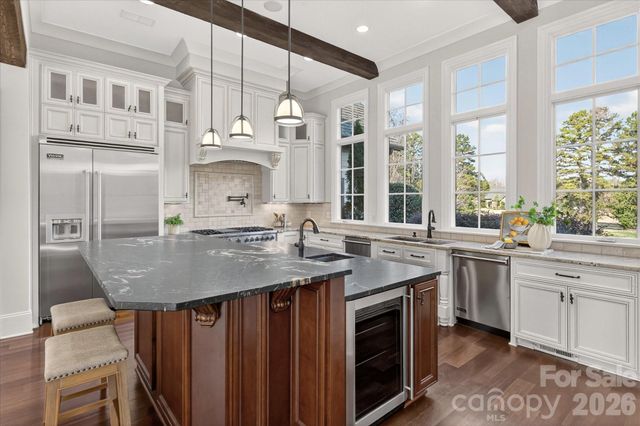 9809 Saddle Avenue, Waxhaw, NC 28173