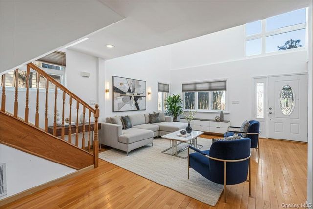 157-40 9th Avenue, Beechhurst, NY 11357