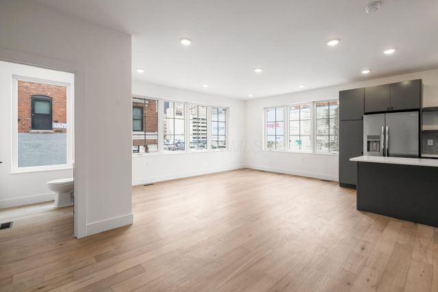 106 E Lafayette Street, Columbus, OH 43215