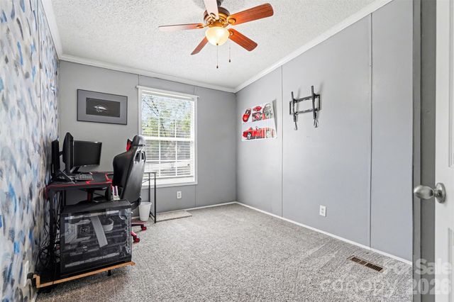 2171 Brantley Creek Drive, Kannapolis, NC 28083