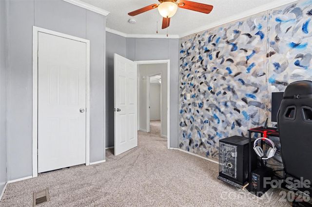 2171 Brantley Creek Drive, Kannapolis, NC 28083