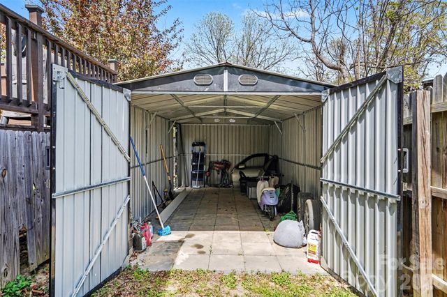 2171 Brantley Creek Drive, Kannapolis, NC 28083