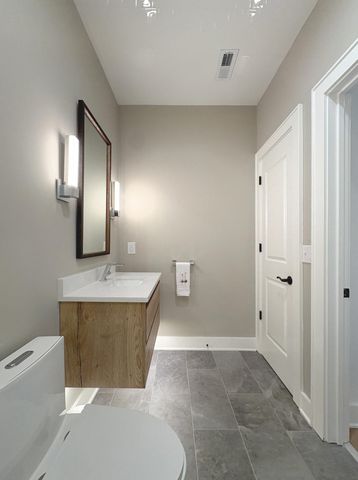 21 George Street 105, Charleston, SC 29401