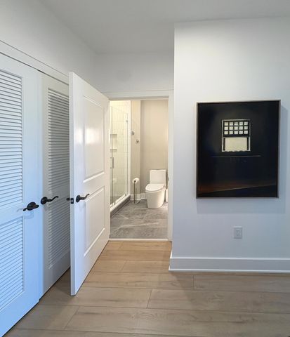 21 George Street 105, Charleston, SC 29401