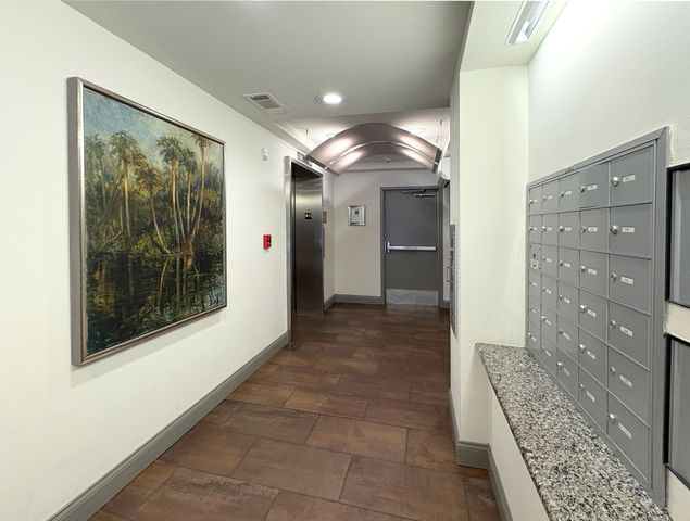 21 George Street 105, Charleston, SC 29401