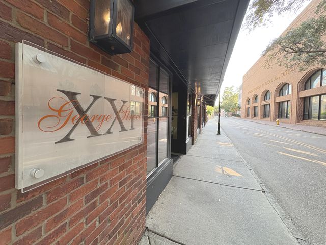 21 George Street 105, Charleston, SC 29401