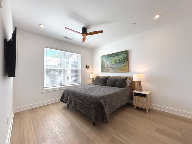 21 George Street 105, Charleston, SC 29401