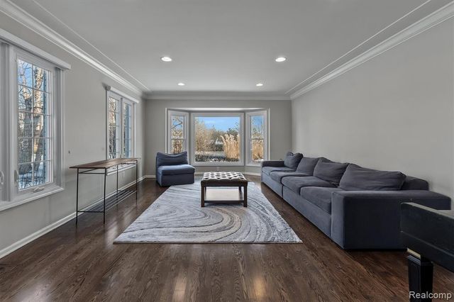 1839 Argosy Court, Bloomfield Hills, MI 48302