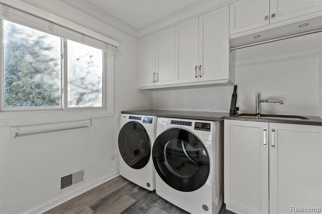 1839 Argosy Court, Bloomfield Hills, MI 48302