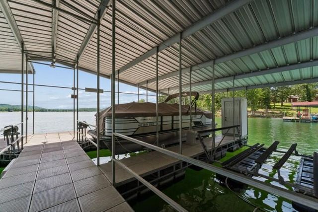 1304 Breezy Point Lane, Kimberling City, MO 65686