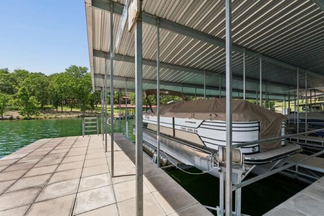 1304 Breezy Point Lane, Kimberling City, MO 65686