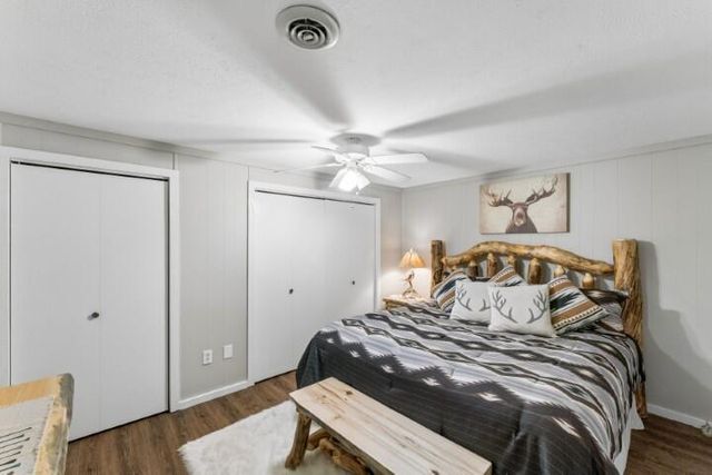 1304 Breezy Point Lane, Kimberling City, MO 65686