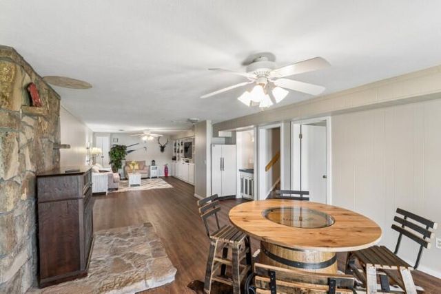 1304 Breezy Point Lane, Kimberling City, MO 65686