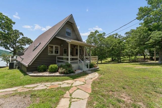 1304 Breezy Point Lane, Kimberling City, MO 65686